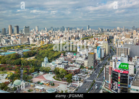 Giappone, Kansai Osaka City, area di Tennoji, vista da spunti di Abeno bldg. Foto Stock