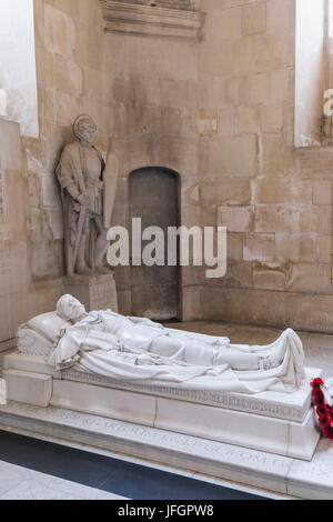 Inghilterra, Londra, la Cattedrale di St Paul, Cripta, tomba di Lord Kitchener di Khartoum Foto Stock