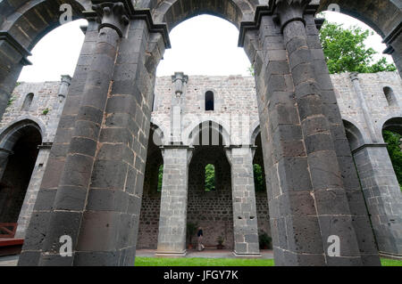 Rovina chiesa chiostro Cistercense di Arnsburg, luce, Hessen, Germania Foto Stock