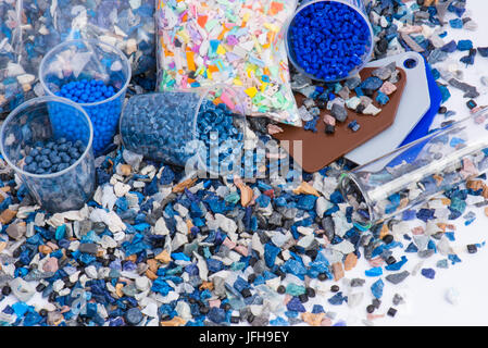 Rettificare nuovamente con i campioni di colori e sacchetto di plastica Foto Stock