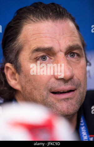 San Pietroburgo, Russia. 1 Luglio, 2017. Il Cile allenatore Juan Antonio Pizzi, fotografata durante la conferenza stampa del Cile per la Confederations Cup a San Pietroburgo, Russia, 1 luglio 2017. Il Cile volti in Germania la Confed Cup finale il 3 luglio 2017. Foto: Marius Becker/dpa/Alamy Live News Foto Stock