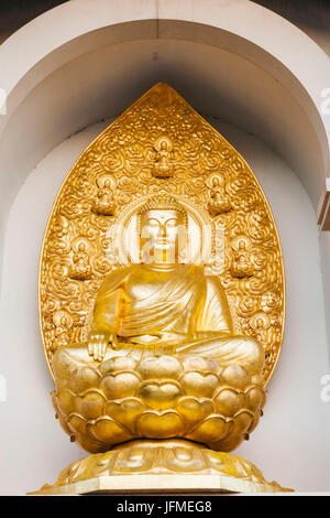 Inghilterra, Londra, Battersea, Battersea Park, la Pagoda della Pace Foto Stock