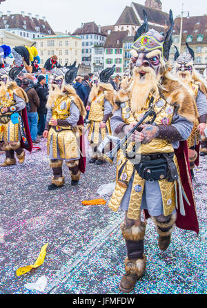 I partecipanti al Carnevale di Basilea in Basel , Switzerland Foto Stock
