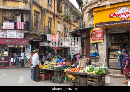 Angolo di strada in Mumbai, India Foto Stock