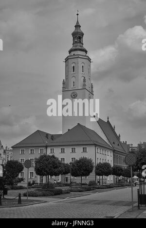 Namyslow centro storico mercato vecchio municipio voivodato Opolskie Foto Stock