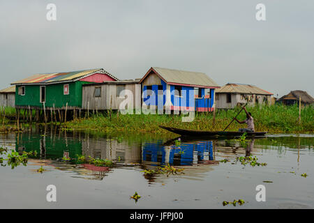 Ganvie villaggio in Benin Foto Stock