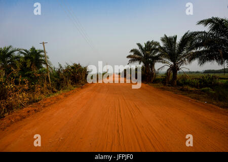 Salve percorso road a Ouidah, Benin Foto Stock