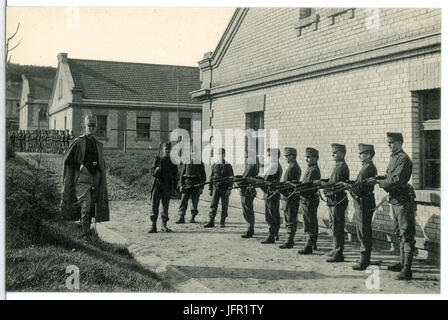 12418-Milowitz-1911-Militärlager-Brück & Sohn Kunstverlag Foto Stock