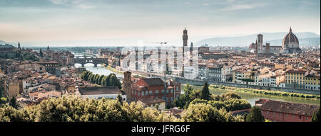 Vista panoramica sul centro storico della città di Firenze. Toscana, Italia Foto Stock