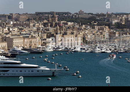 Paesaggio con marina a Dockyard Creek, Vittoriosa, Birgu, Le Tre Città, Malta Foto Stock