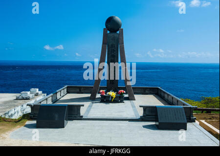 Worldwar II memorial presso il Banzai scogliere in Saipan, Marianne settentrionali, Pacifico centrale Foto Stock