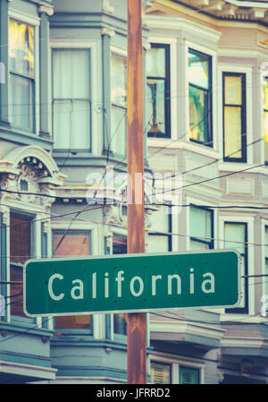 Immagine retrò di un segno sulla California Street di San Francisco Foto Stock