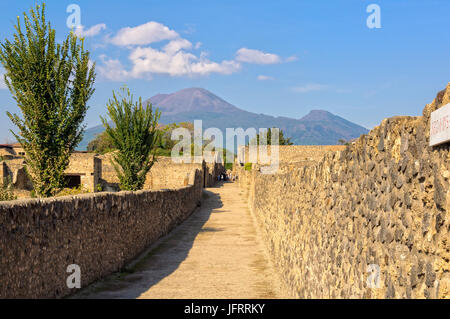 Il Vesuvio visto da Pompei - Campania, Italia Foto Stock