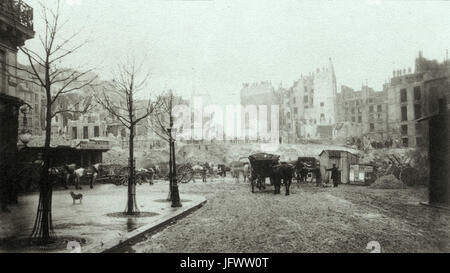 Charles Marville - Demolizione di Butte des Moulins per Avenue de l'Opéra Foto Stock