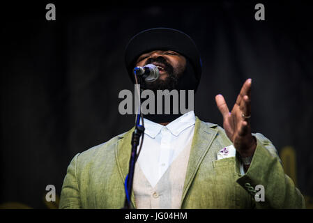 Glynde, Inghilterra, Regno Unito. 02Luglio, 2017. Glynde, East Sussex, 2 luglio, 2017. Gregory Porter chiude il palco principale al supremo Amore Jazz Festival a Glynde posto. Credito: Francesca Moore/Alamy Live News Foto Stock