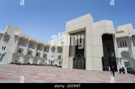 Il palazzo dell'Emiro del Qatar, fotografato il 21 aprile 2015 a Doha, in Qatar. Foto: Karl-Josef Hildenbrand/dpa | Utilizzo di tutto il mondo Foto Stock