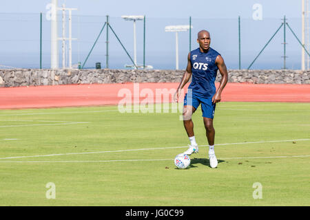 Tenerife. Il 3° luglio 2017. Andre saggezza confermato nuova firma oggi vede la formazione con Derby County Football Club di formazione presso il T3 impianto sportivo in Tenerife. Foto Stock