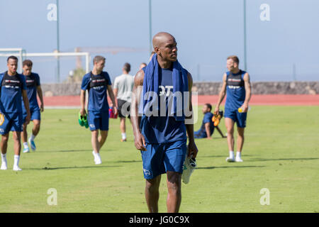 Tenerife. Il 3° luglio 2017. Andre saggezza confermato nuova firma oggi vede la formazione con Derby County Football Club di formazione presso il T3 impianto sportivo in Tenerife. Foto Stock