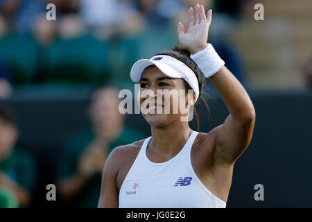 HEATHER WATSON celebra la vittoria su MARYNA ZANEVSKA, GRAN BRETAGNA, i campionati di Wimbledon 2017, 2017 Foto Stock