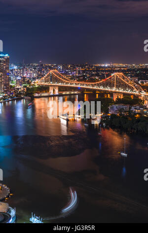 Story Bridge illuminato dopo il buio, Brisbane, Australia Foto Stock