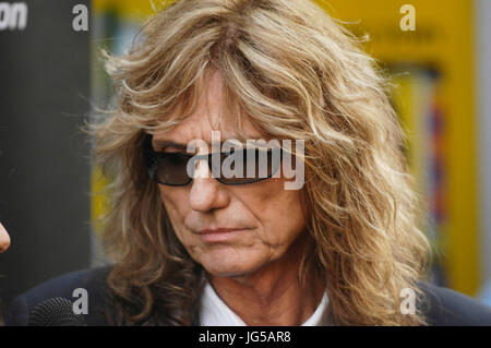 David coverdale arriva terzo annuale di revolver golden gods awards il club nokia Aprile 20,2011 Los Angeles, California. Foto Stock