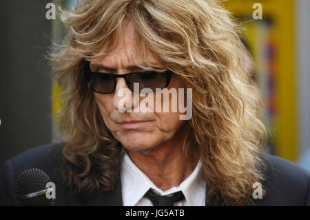 David coverdale arriva terzo annuale di revolver golden gods awards il club nokia Aprile 20,2011 Los Angeles, California. Foto Stock