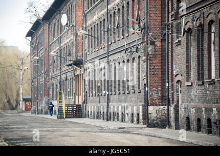 Il vecchio edificio in rovina a Katowice, Alta Slesia regione, Polonia Foto Stock