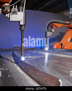 Il filo ad arco + produzione additiva a Cranfield University Foto Stock