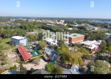 HOUSTON, Stati Uniti d'America - 12 gennaio 2017: Veduta aerea della città situata vicino al parco Legoland atraction. Foto Stock