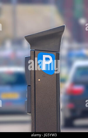 I biglietti per il parcheggio macchina utilizzata per distribuire i biglietti per il parcheggio Foto Stock