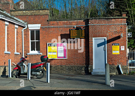 Ingresso laterale a Otford stazione ferroviaria, REGNO UNITO Foto Stock