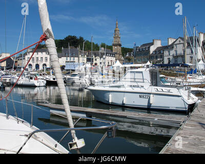 Binic porto vicino Saint-Brieuc, Cotes-d'Armor, Bretagne, Bretagna, Francia, Europa Foto Stock