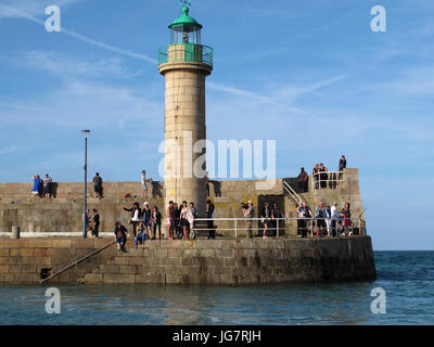 Binic Harbour, jetée de Penthièvre, Cotes-d'Armor, Bretagne, Bretagna, Francia, Europa Foto Stock