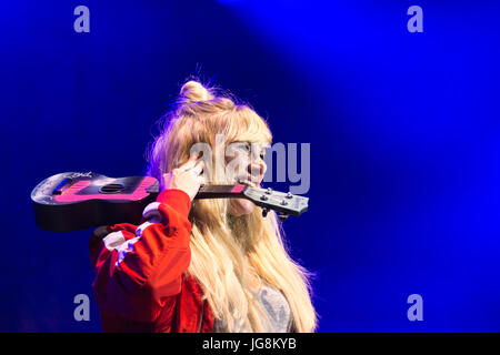 Montreal, Canada - 4 July 2017: a piedi fuori terra sul palco a Montreal International Jazz Festival Credito: Marc Bruxelle/Alamy Live News Foto Stock