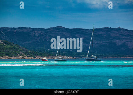 Crusing intorno a Bonifacio (Sud della Corsica) Foto Stock