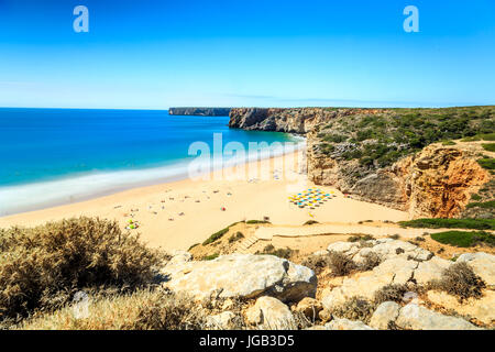 Spiaggia di beliche accanto a Sagres, Saint Vincent cape, algarve, portogallo Foto Stock