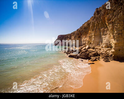 Scogliere di Beliche Beach, Saint Vincent Cape, Algarve, PORTOGALLO Foto Stock