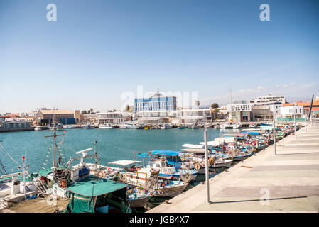 Marina nel Vecchio Porto di Limassol, la Repubblica di Cipro Foto Stock
