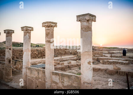 Antiche colonne in Paphos Parco Archeologico, la Repubblica di Cipro Foto Stock