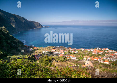 Il pittoresco Seixal nel nord di Madeira, Portogallo Foto Stock