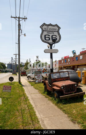 La vecchia stazione, Williamsville, la Storica Route 66, Illinois, Stati Uniti d'America Foto Stock