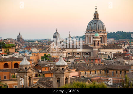 Vista su Roma, Italia Foto Stock