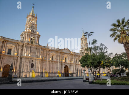 Cattedrale a Plaza de Armas - Arequipa, Perù Foto Stock