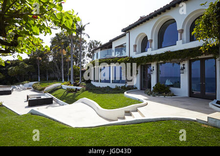 Spagnolo residenza coloniale in Malibu Foto Stock