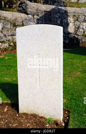 Altopiano di Asiago, Veneto, Italia. La prima guerra mondiale, Barenthal British Cimitero di guerra. Foto Stock