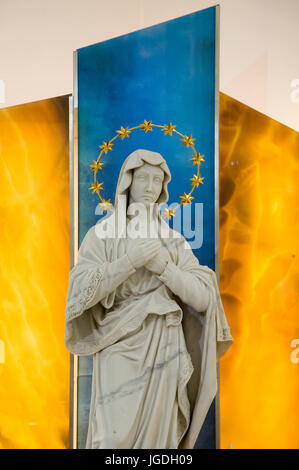 Vergine Maria statua nel Corpus Christi chiesa in Gdansk, Polonia 15 Aprile 2017 © Wojciech Strozyk / Alamy Stock Photo Foto Stock