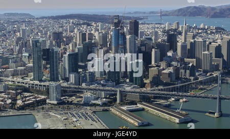Vista aerea del lungomare urbano, San Francisco, California, Stati Uniti Foto Stock