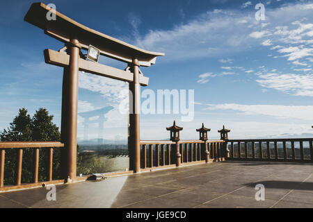 Pagoda gate - Linh Quy Phap un - Bao Loc - Bao Lam - Lam Dong - Viet Nam Foto Stock