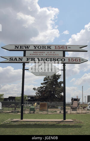 Kinsley kansas, punto centrale tra le coste degli Stati Uniti Foto Stock