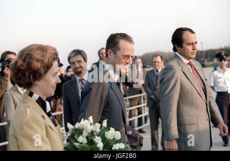 King Baudouin e Regina Fabiola del Belgio arriva negli Stati Uniti per una visita. Foto Stock
